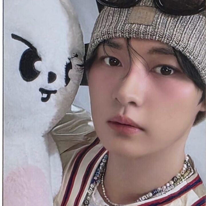 Stray Kids Teddy Bear dominATE celebrATE Pop Up POB Photocard - Lee Know (Leebit)