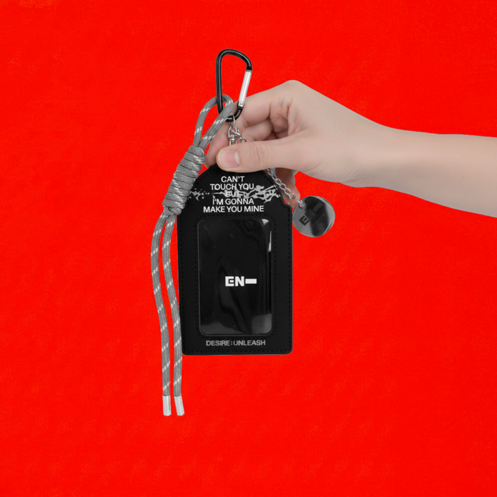 ENHYPEN x MINISO Card Holder Keychain official hand-held detail