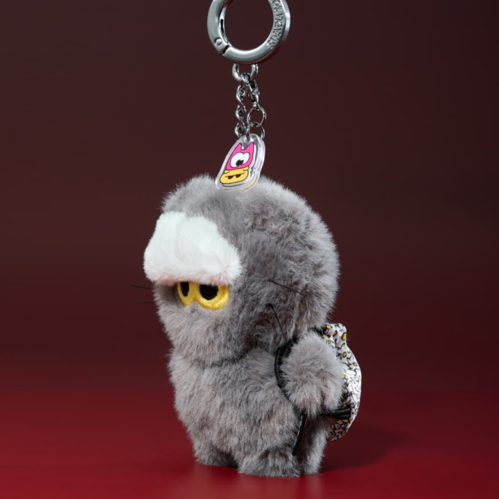 ZO&FRIENDS ZOAful Winter Mini ZOA Plush Keyring official side detail