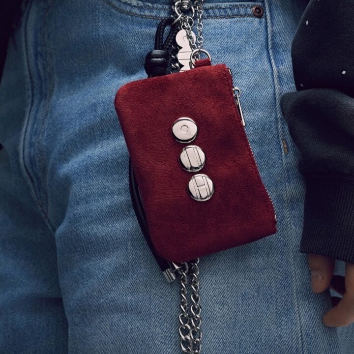 BTS POP-UP ARIRANG Card Holder Red - official detail