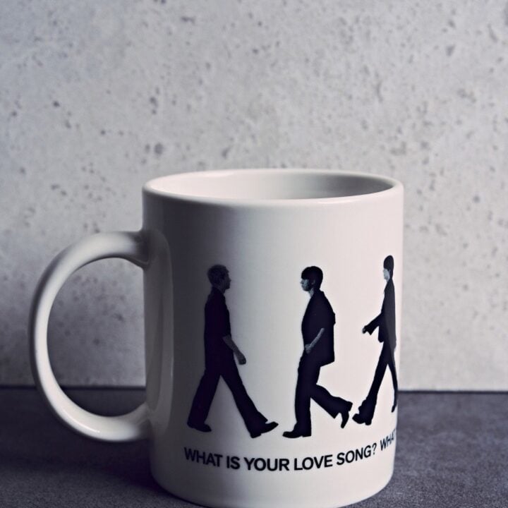 BTS POP-UP ARIRANG Mug - official lifestyle detail
