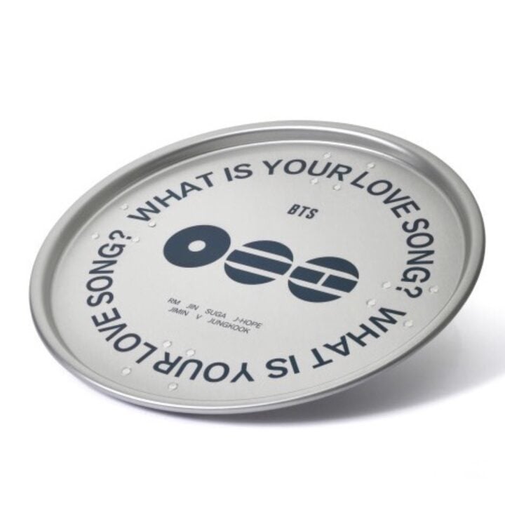 BTS POP-UP ARIRANG Table - official top detail