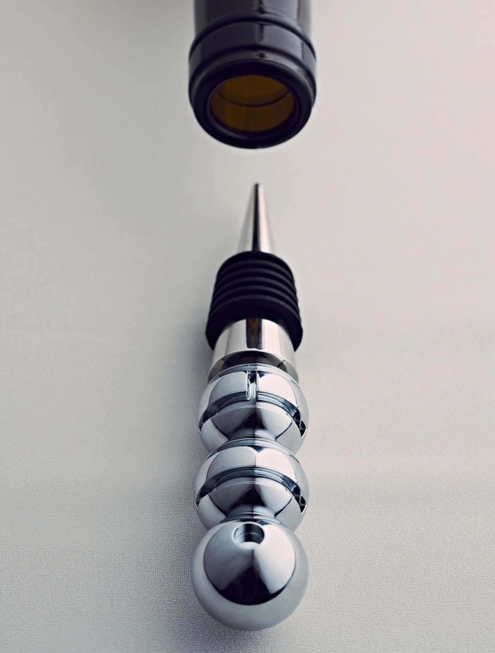 BTS POP-UP ARIRANG Wine Stopper - official bottle-use detail