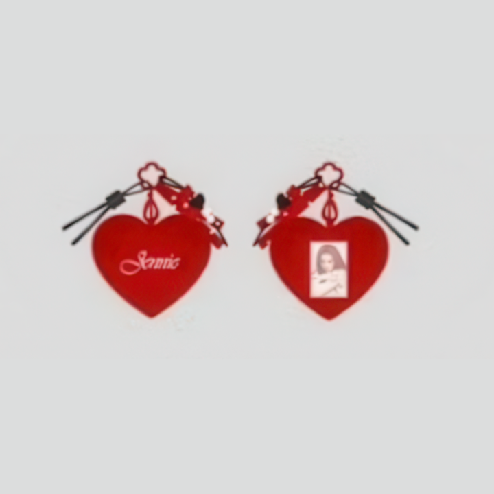 [PREORDER] JENNIE x MINISO Heart Plush Card Holder Charm
