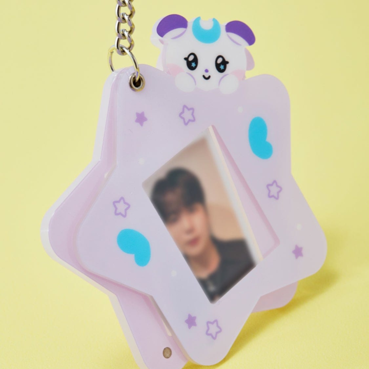 ATEEZ MIGHTEEZ Wonder Room ID Photo Holder Keyring official white option view