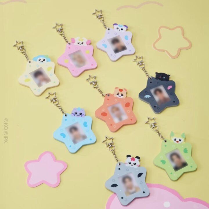 [PREORDER] ATEEZ ID Photo Holder Keychain - Wonder Room Pop Up