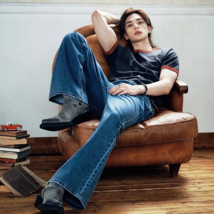 hyunjin-guess-start-shirt-1