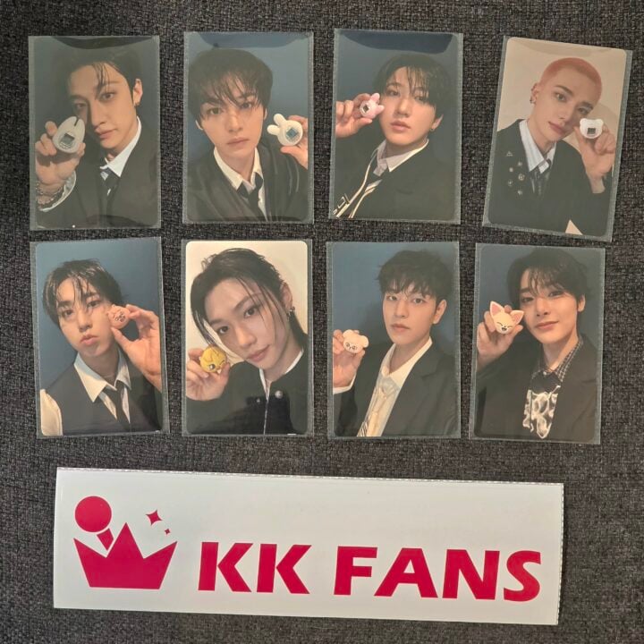straykids-tamagotchi-pc-set