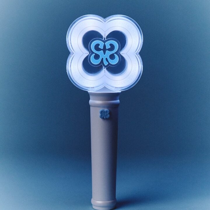 Hearts2Hearts Official Fanlight official illuminated front view