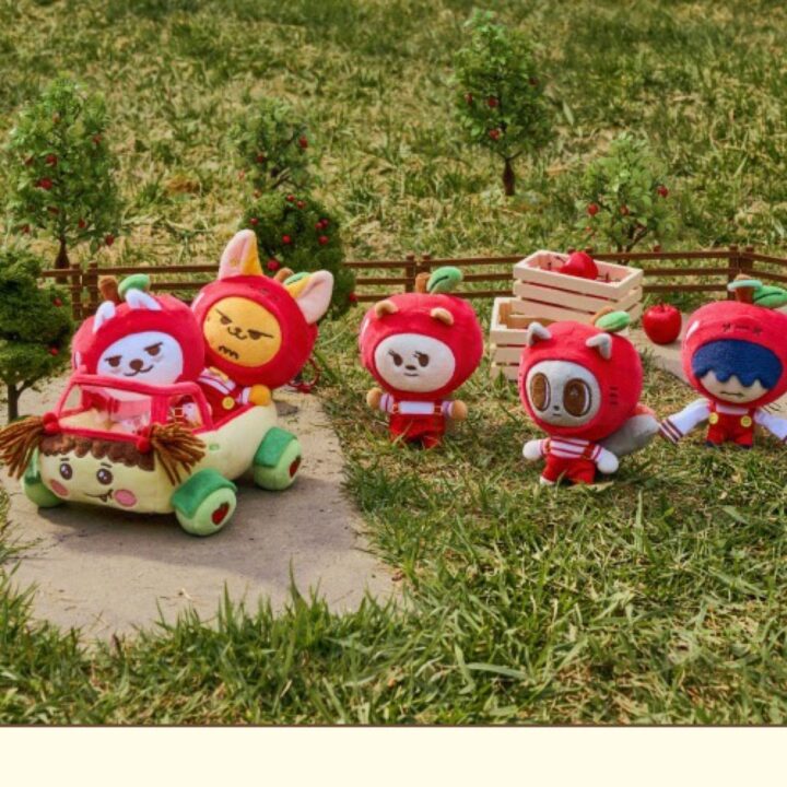 TXT PPULBATU Hey APPUL Plush PPULVERSE official group lifestyle view