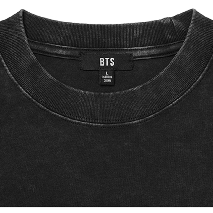BTS ARIRANG Japan Concert black photo T-shirt official collar and BTS label detail