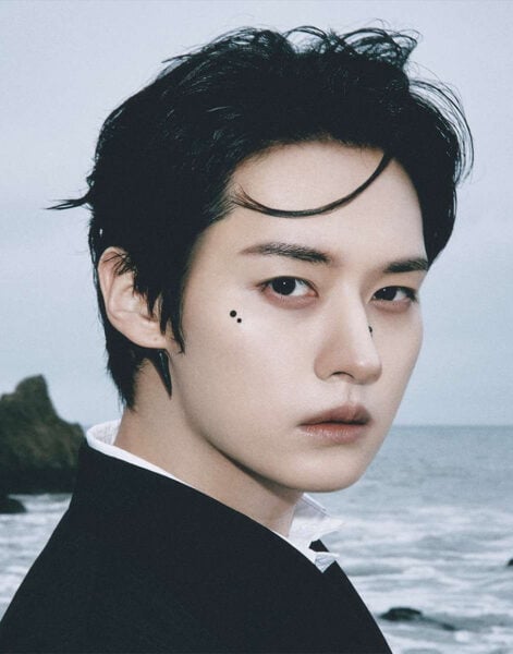Lee Know of Stray Kids official profile portrait