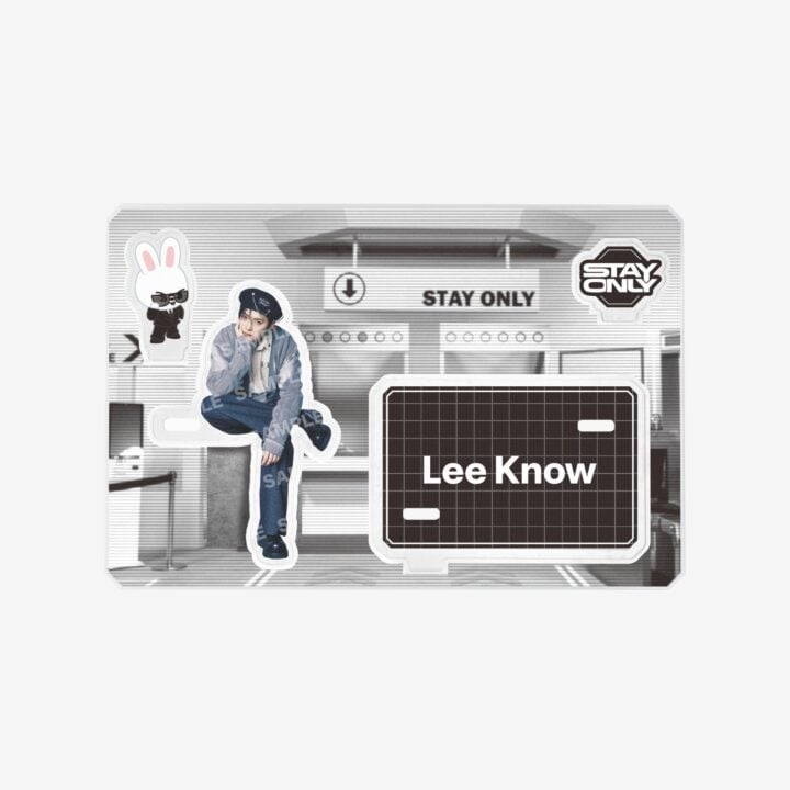 Stray Kids RUN IT JAPAN Acrylic Stand – Lee Know