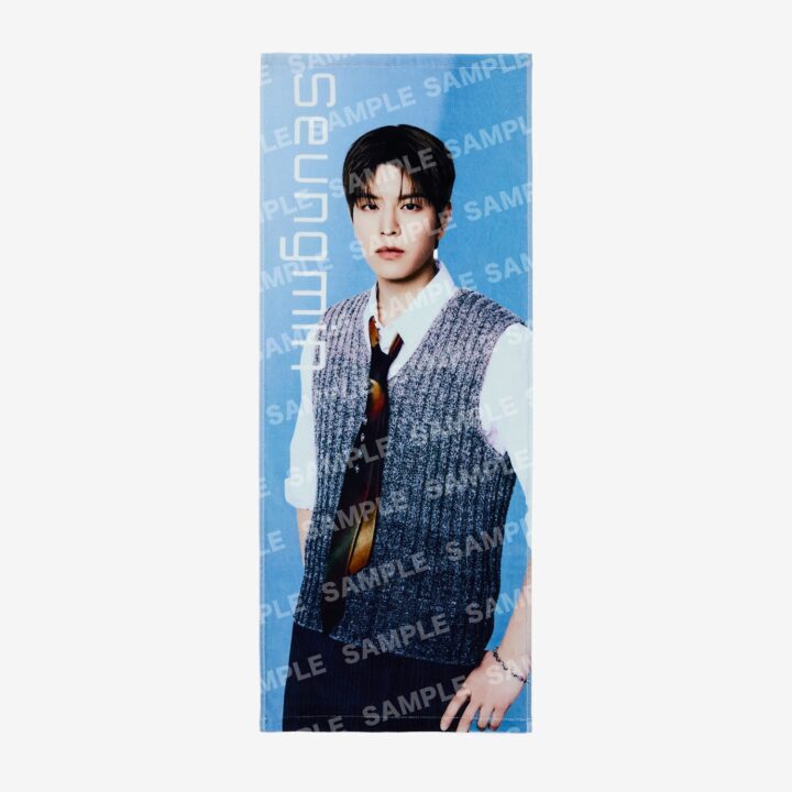 Stray Kids RUN IT JAPAN Photo Face Towel – Seungmin