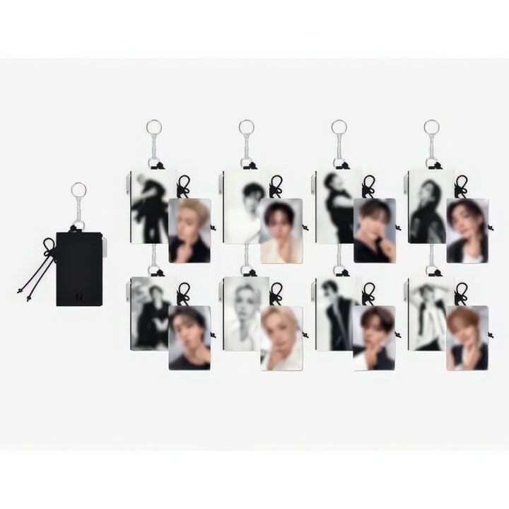 [PREORDER] Card Holder Keyring - Stray Kids World Tour Run It Seoul Merch