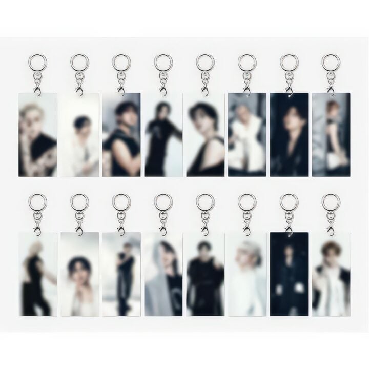 [PREORDER] Secret Acrylic Keyring (Random) - Stray Kids World Tour Run It Seoul Merch