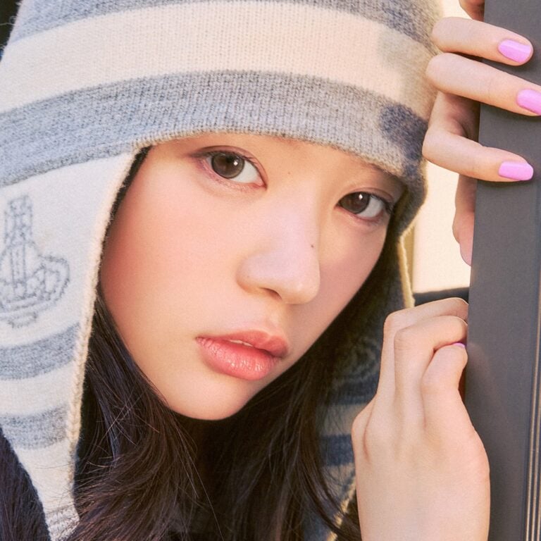 Moka official profile photo – ILLIT merchandise at KK Fans