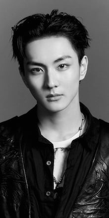 Jungwon of ENHYPEN official profile portrait