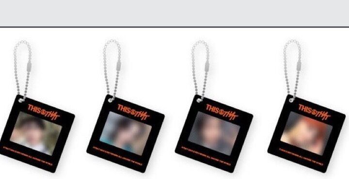 Stray Kids This & That Pop Up official Photo Keyring member set