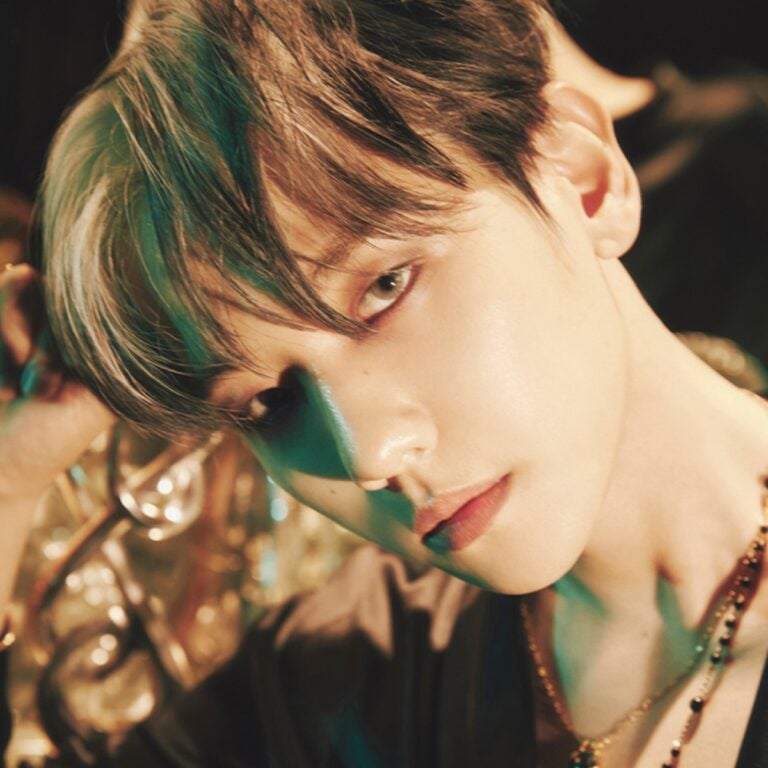 BAEKHYUN official profile photo – EXO merchandise at KK Fans