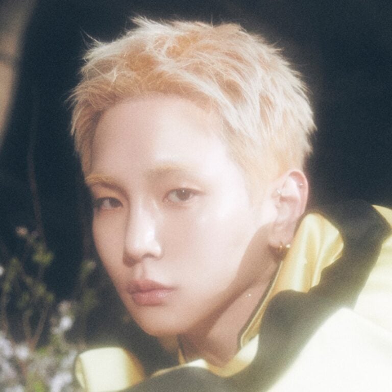 KEY official profile photo – SHINee merchandise at KK Fans