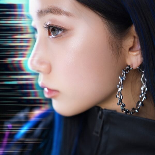 Kazuha official profile photo – LE SSERAFIM merchandise at KK Fans