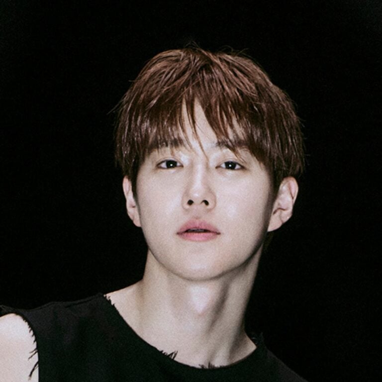 SUHO official profile photo – EXO merchandise at KK Fans
