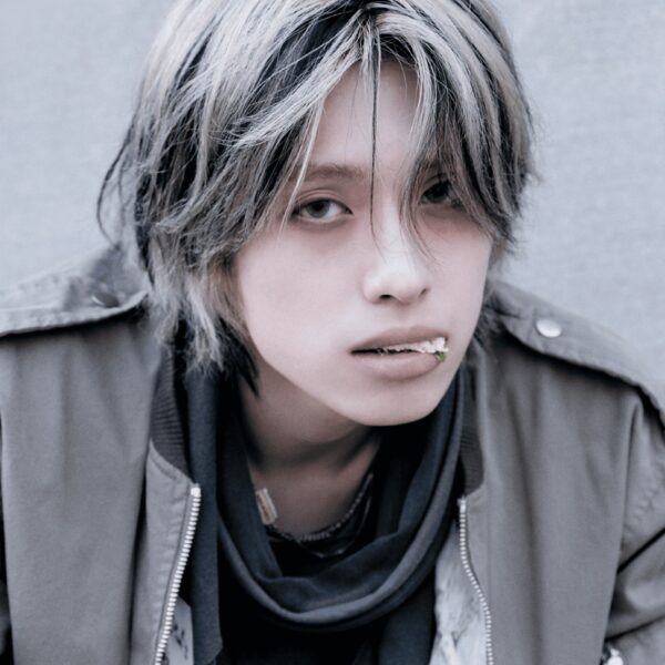 Gaon official profile photo – Xdinary Heroes merchandise at KK Fans