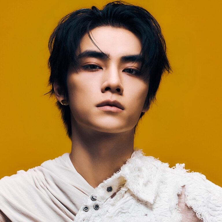 XIAOJUN official profile photo – WayV merchandise at KK Fans