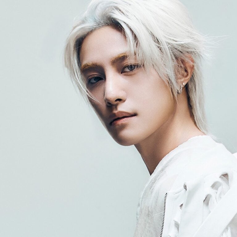 YANGYANG official profile photo – WayV merchandise at KK Fans